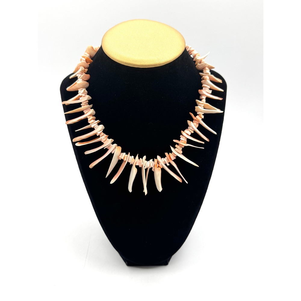 Vintage Natural Pink White Shell Spike Graduated Necklace Boho Coastal 16 Inch